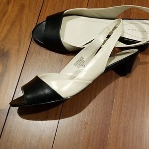 anne klein walking shoes